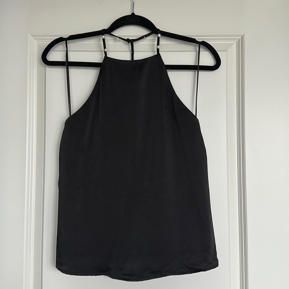 Black top with Pearl details